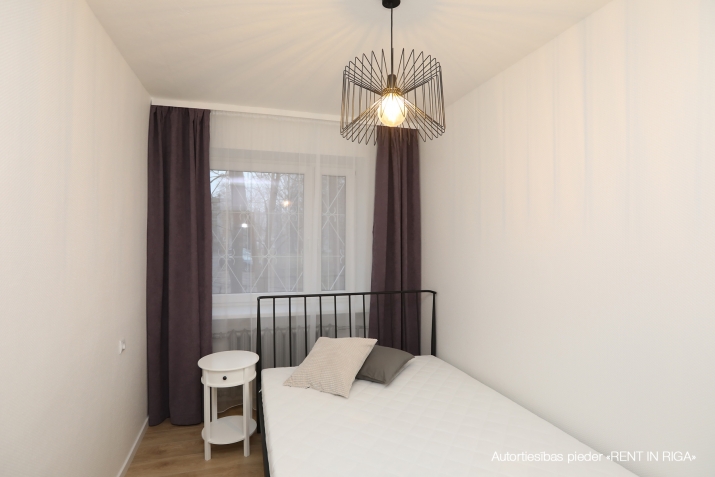 Izīrē dzīvokli, Lokomotīves iela 22, Rīga, Labais krasts, Ķengarags / 300 € 6