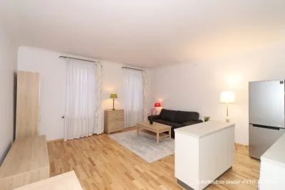 Izīrē dzīvokli, Kalēju iela 23, Rīga, Labais krasts, Vecrīga / 1 200 € 1