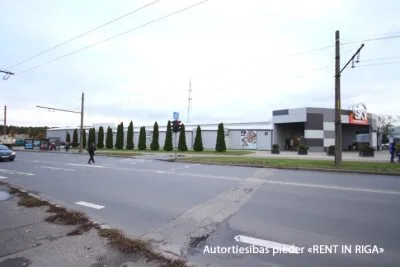 Izīrē tirdzniecības telpas, Hipokrāta iela 26, Rīga, Labais krasts, Mežciems / 750 € 7