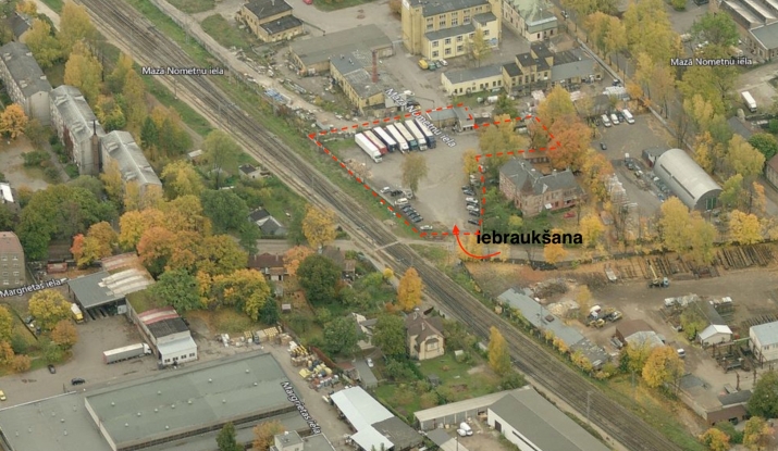 Image 1 of 8