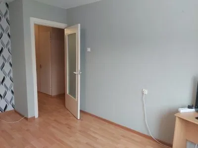 Pārdod dzīvokli, Irlavas iela 20, Rīga, Kreisais krasts, Šampēteris / 32 000 € 3