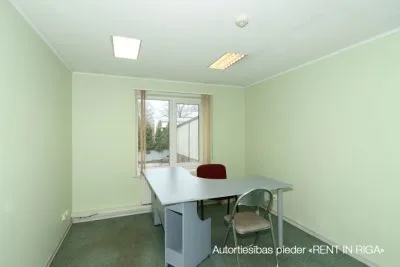 Izīrē tirdzniecības telpas, Artilērijas iela 40, Rīga, Labais krasts, Centrs / 415 € 5