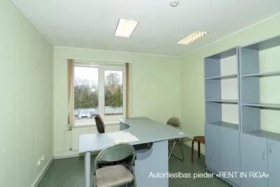 Izīrē tirdzniecības telpas, Artilērijas iela 40, Rīga, Labais krasts, Centrs / 415 € 7