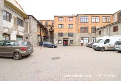Izīrē tirdzniecības telpas, Brīvības iela 137, Rīga, Labais krasts, Centrs / 219 € 8