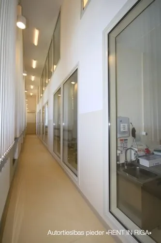Izīrē biroju, Vingrotāju iela 1, Rīga, Labais krasts, Centrs / 4 350 € 6