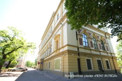 Izīrē biroju, Vingrotāju iela 1, Rīga, Labais krasts, Centrs / 4 350 € 13