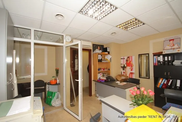 Pārdod biroju, Jēkabpils iela 12, Rīga, Labais krasts, Maskavas forštate / 990 000 € 44