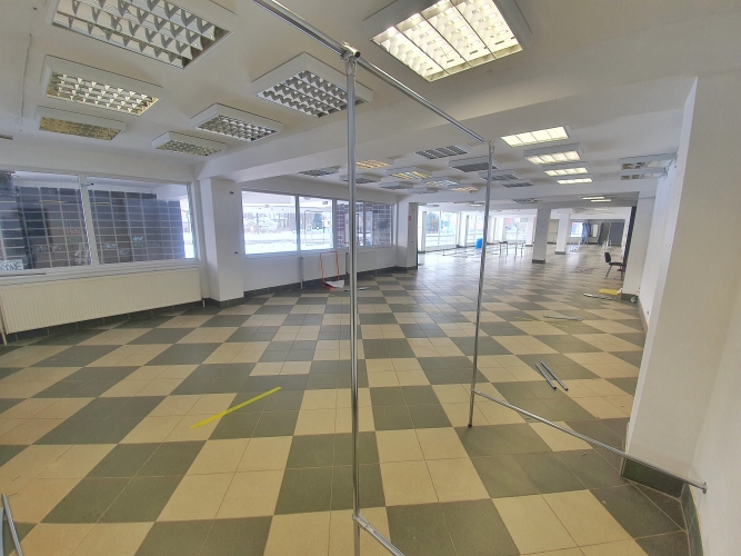 Pārdod tirdzniecības telpas, Bieziņa iela 1, Rīga, Kreisais krasts, Zolitūde / 500 000 € 12