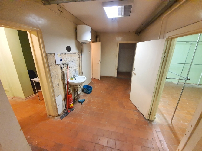 Pārdod tirdzniecības telpas, Bieziņa iela 1, Rīga, Kreisais krasts, Zolitūde / 500 000 € 23