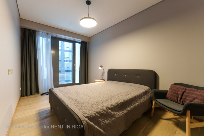 Izīrē dzīvokli, Dzirnavu iela 83, Rīga, Labais krasts, Centrs / 950 € 9