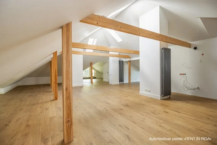 Annas Sakses iela 2 6