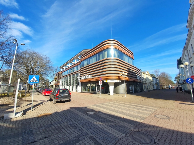 Image 1 of 22