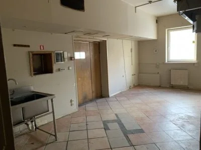 Izīrē tirdzniecības telpas, Matīsa iela 28A, Rīga, Labais krasts, Centrs / 1 000 € 6