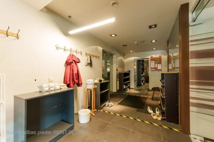 Pārdod biroju, Dārzaugļu iela 1, Rīga, Labais krasts, Centrs / 164 000 € 17