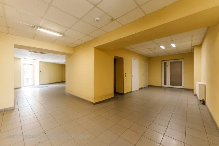 Pārdod biroju, Dārzaugļu iela 1, Rīga, Labais krasts, Centrs / 164 000 € 21