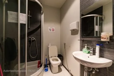 Pārdod biroju, Dārzaugļu iela 1, Rīga, Labais krasts, Centrs / 164 000 € 10