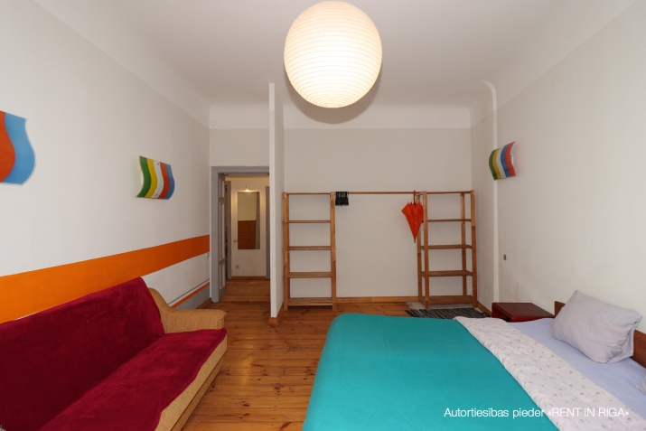 Izīrē dzīvokli, Lāčplēša iela 18, Rīga, Labais krasts, Centrs / 800 € 9