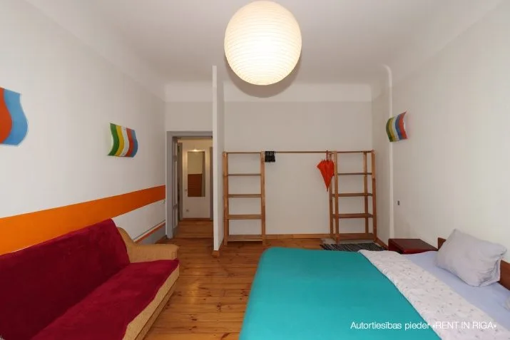 Izīrē dzīvokli, Lāčplēša iela 18, Rīga, Labais krasts, Centrs / 800 € 9