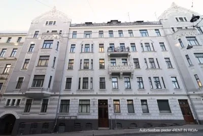 Izīrē dzīvokli, Lāčplēša iela 18, Rīga, Labais krasts, Centrs / 800 € 19