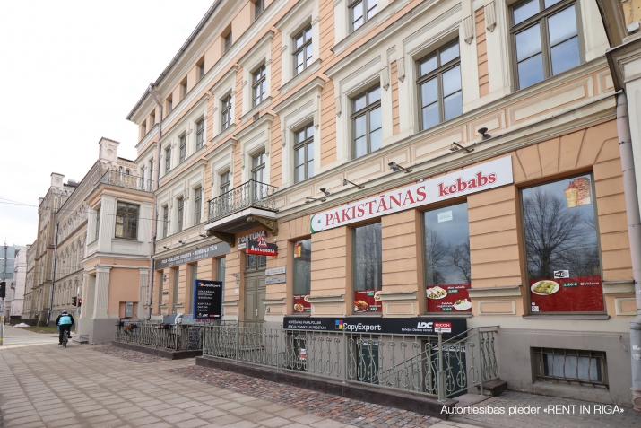Izīrē komercplatību, Merķeļa iela 19, Rīga, Labais krasts, Centrs / 500 € 1