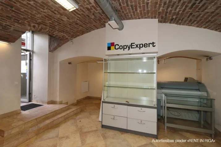 commercial premises For Rent, Merķeļa street 19, Rīga, Labais krasts, Centrs / 500 € 9