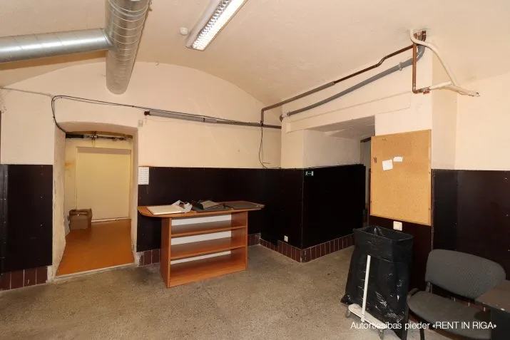 commercial premises For Rent, Merķeļa street 19, Rīga, Labais krasts, Centrs / 500 € 16