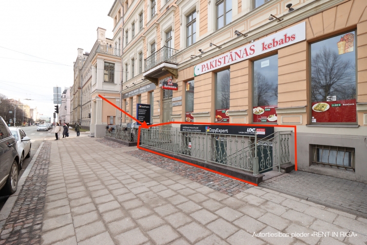 Izīrē komercplatību, Merķeļa iela 19, Rīga, Labais krasts, Centrs / 500 € 2