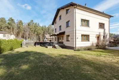 Pārdod māju, Gravu iela 38, Babītes novads, Babītes pagasts, Babīte / 398 000 € 2