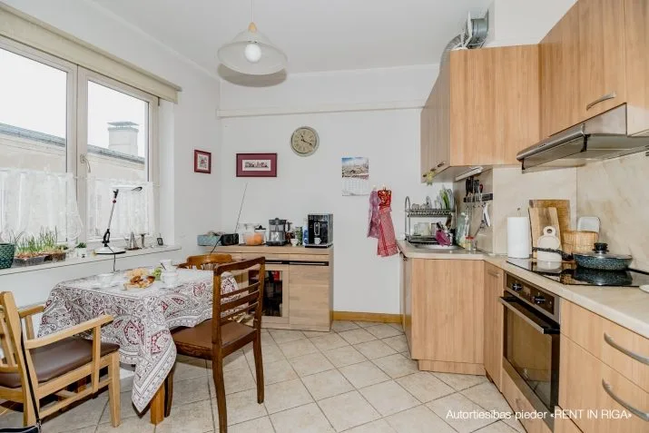 Pārdod dzīvokli, Nometņu iela 3, Rīga, Kreisais krasts, Āgenskalns / 185 000 € 10