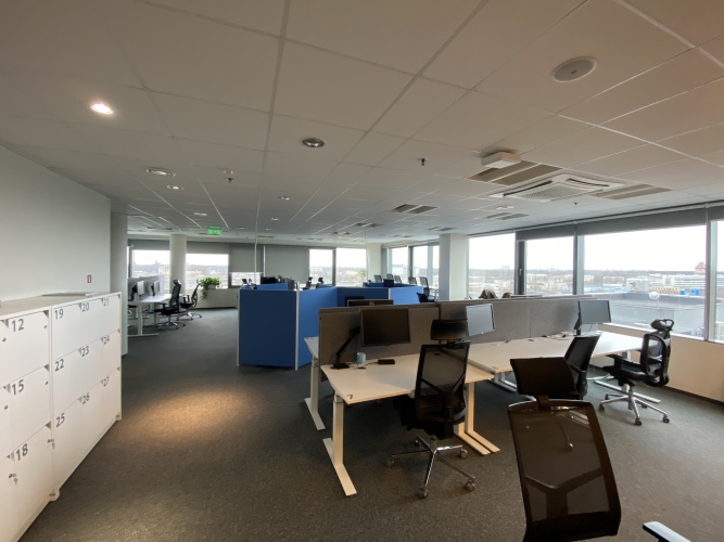 Image 1 of 10