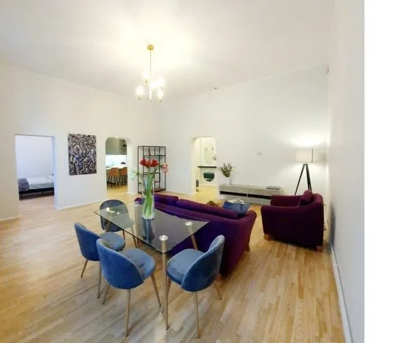 Izīrē dzīvokli, Grēcinieku iela 26, Rīga, Labais krasts, Vecrīga / 550 € 1