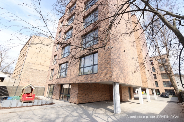 Аренда квартиры, Sparģeļu улица 10, Rīga, Labais krasts, Centrs / 460 € 8