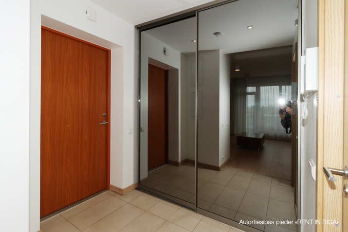 Pārdod dzīvokli, Grostonas iela 17, Rīga, Labais krasts, Centrs / 135 000 € 8
