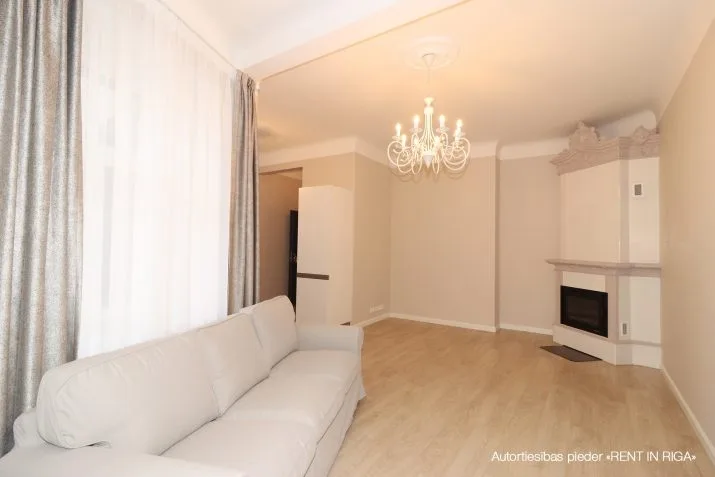 Apartment For Rent, Dzirnavu street 6, Rīga, Labais krasts, Centrs / 650 € 1