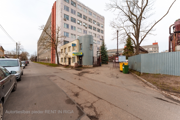 Stopiņu iela 5 1