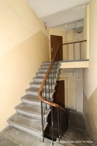 Izīrē biroju, Barona iela 5, Rīga, Labais krasts, Centrs / 400 € 12
