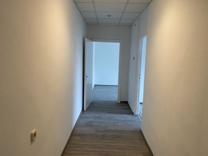 Аренда офиса, Nīcgales улица 47, Rīga, Labais krasts, Purvciems / 500 € 4