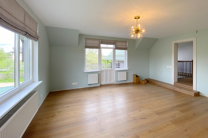 Pārdod māju, Pilskalnu iela 6, Mārupes novads / 620 000 € 17