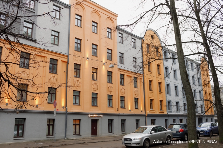 Attēls 1 no 4