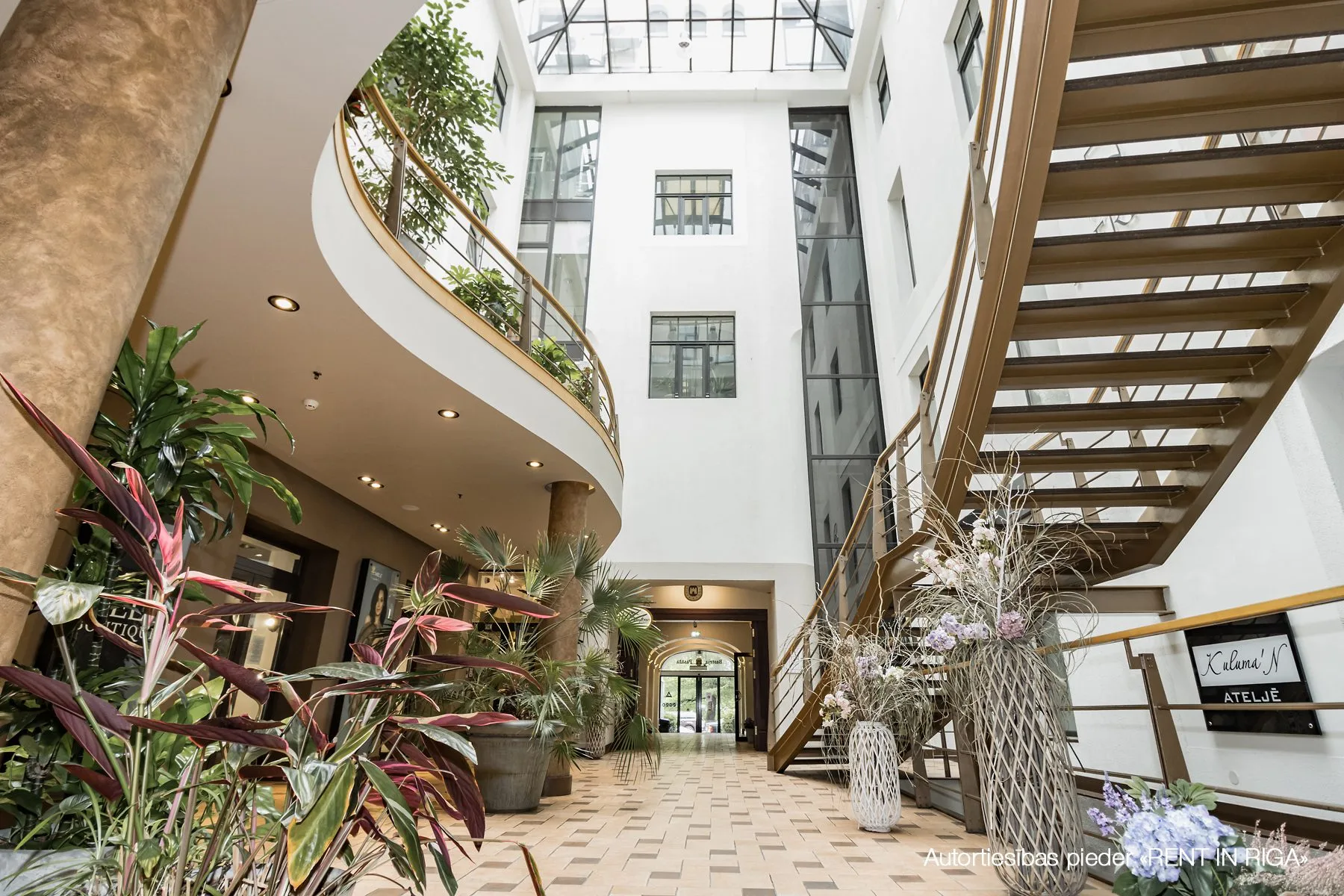 Office For Rent, Meierovica bulvāris 16, Rīga, Labais krasts, Centrs / 3 391.5 € 19