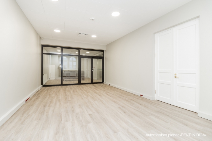 Izīrē biroju, Meierovica bulvāris 16, Rīga, Labais krasts, Centrs / 3 391.5 € 8