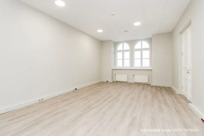 Office For Rent, Meierovica bulvāris 16, Rīga, Labais krasts, Centrs / 3 391.5 € 12