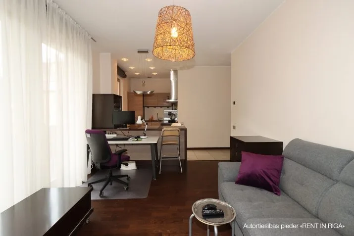 Izīrē dzīvokli, Artilērijas iela 15, Rīga, Labais krasts, Centrs / 650 € 3