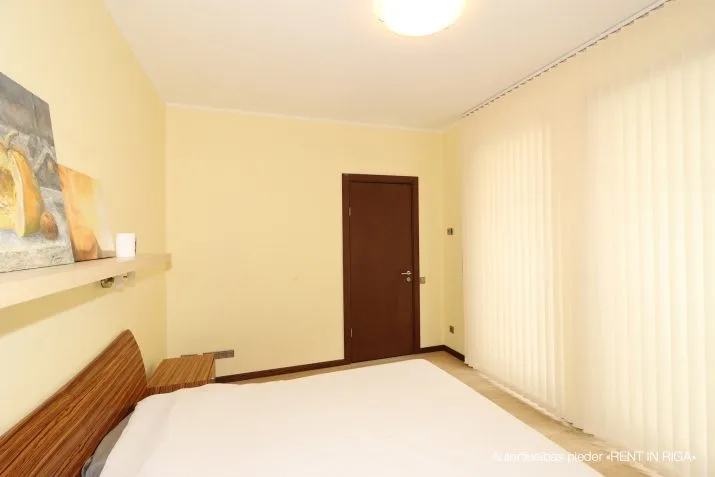 Izīrē dzīvokli, Artilērijas iela 15, Rīga, Labais krasts, Centrs / 650 € 7