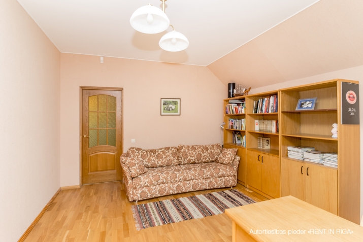 Izīrē māju, Gāršas iela 3, Jūrmala, Valteri / 1 200 € 21