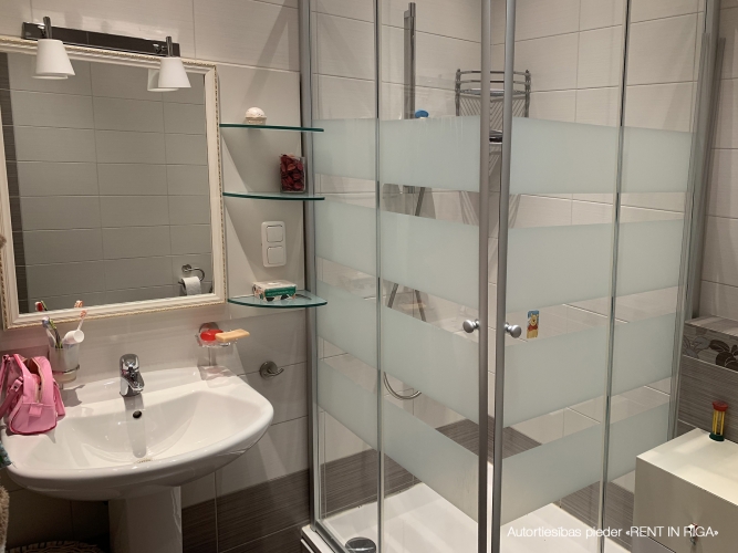 Pārdod dzīvokli, Liedes iela 2, Rīga, Kreisais krasts, Zolitūde / 269 000 € 19