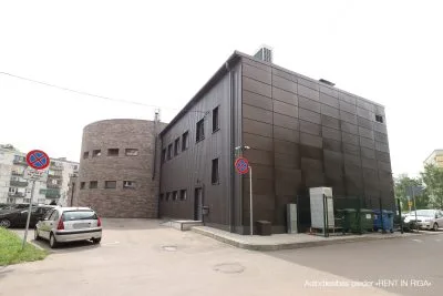 Pārdod namīpašums, Vaidavas iela 12, Rīga, Labais krasts, Purvciems / 2 400 000 € 3