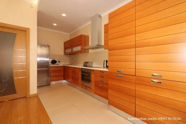 Продажа квартиры, Pulkvieža Brieža улица 7, Rīga, Labais krasts, Centrs / 330 000 € 10