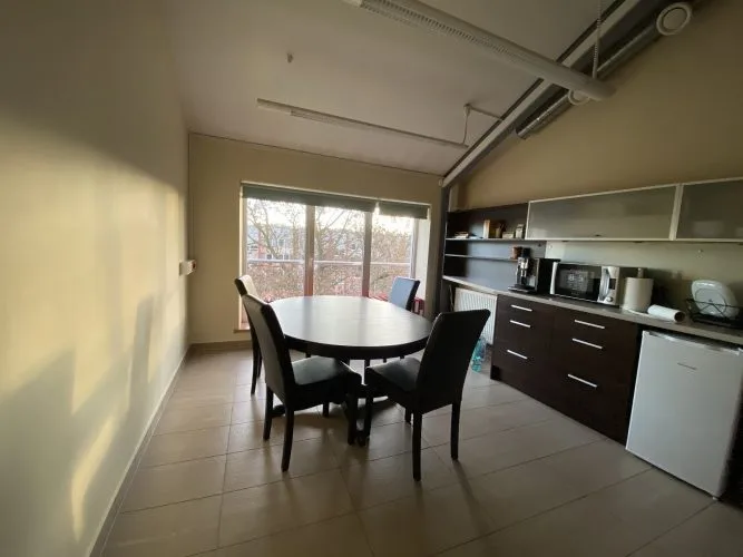 Pārdod dzīvokli, Valdemāra iela 100, Rīga, Labais krasts, Centrs / 140 000 € 10