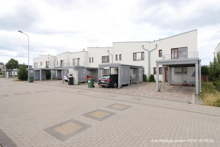 House For Rent, Bezdelīgu street 6, Babītes novads, Babītes pagasts, Piņķi / 1 700 € 27